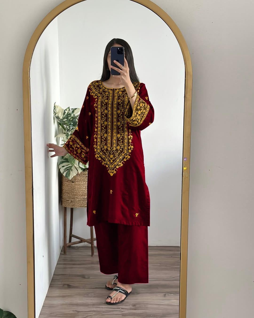 2 PCs Stitiched Embroidered suits